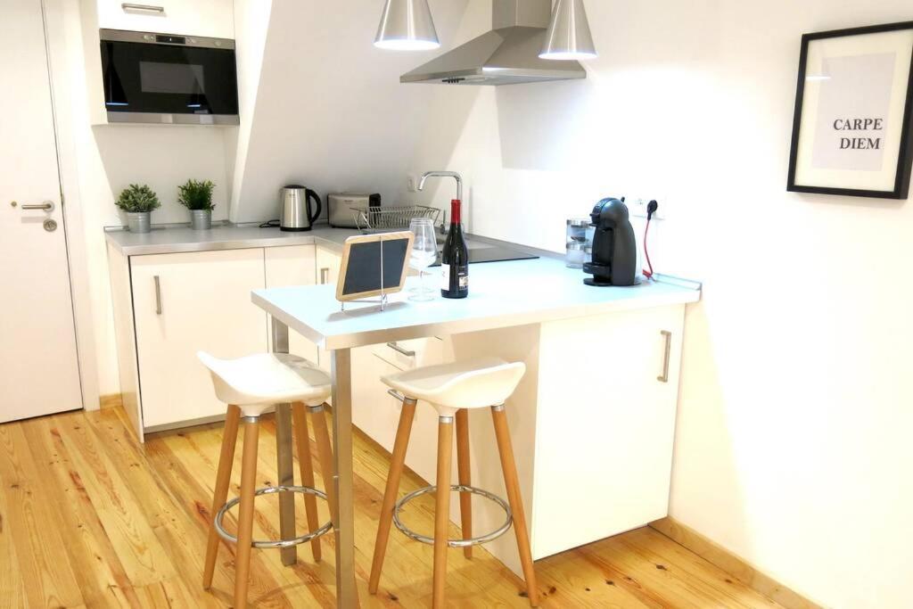 Beautiful Studio In Mouraria Lisbon Bagian luar foto
